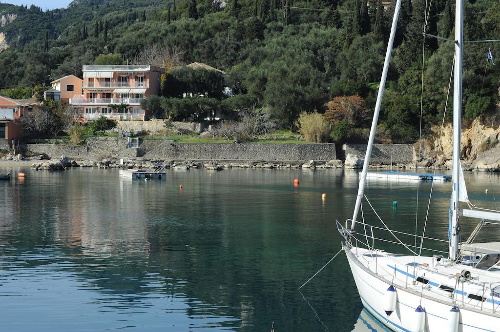 Molos Beach Apartments Палеокастрица Экстерьер фото