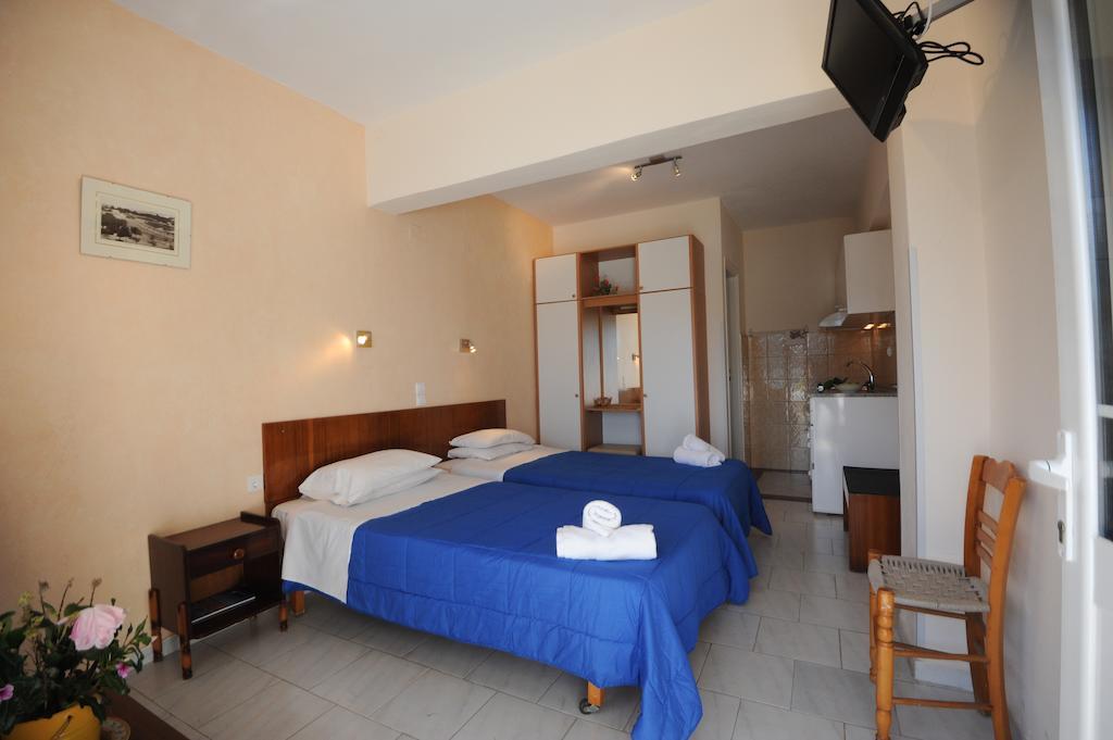 Molos Beach Apartments Палеокастрица Номер фото